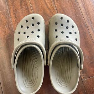 Crocs Brown used M6/W8